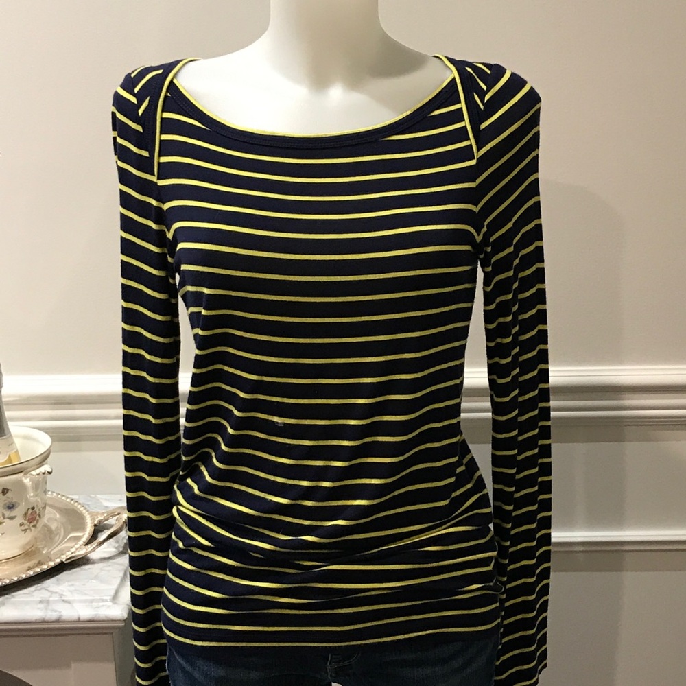 QMack well-formed stripped long sleeve blouse